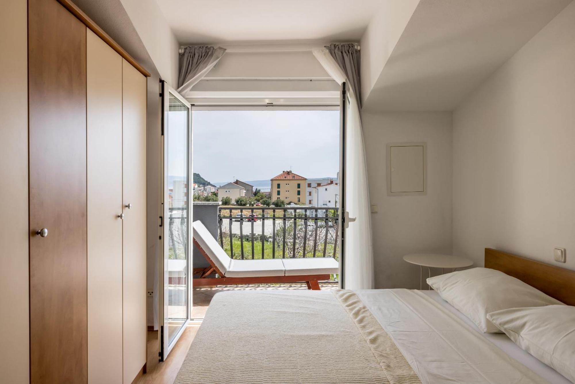 Mediterano Apartments Подстрана Экстерьер фото
