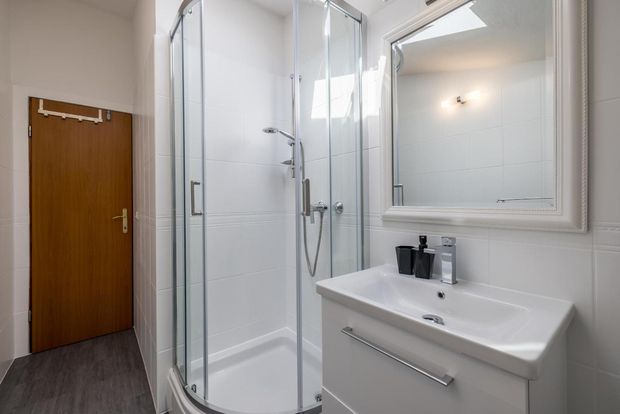 Mediterano Apartments Подстрана Экстерьер фото