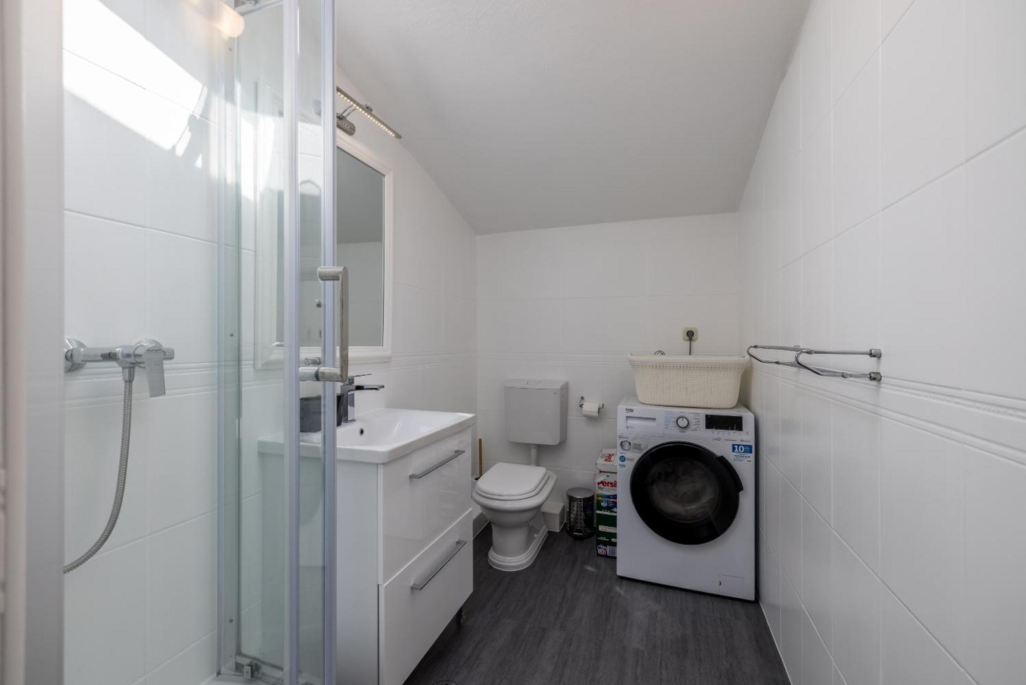 Mediterano Apartments Подстрана Экстерьер фото