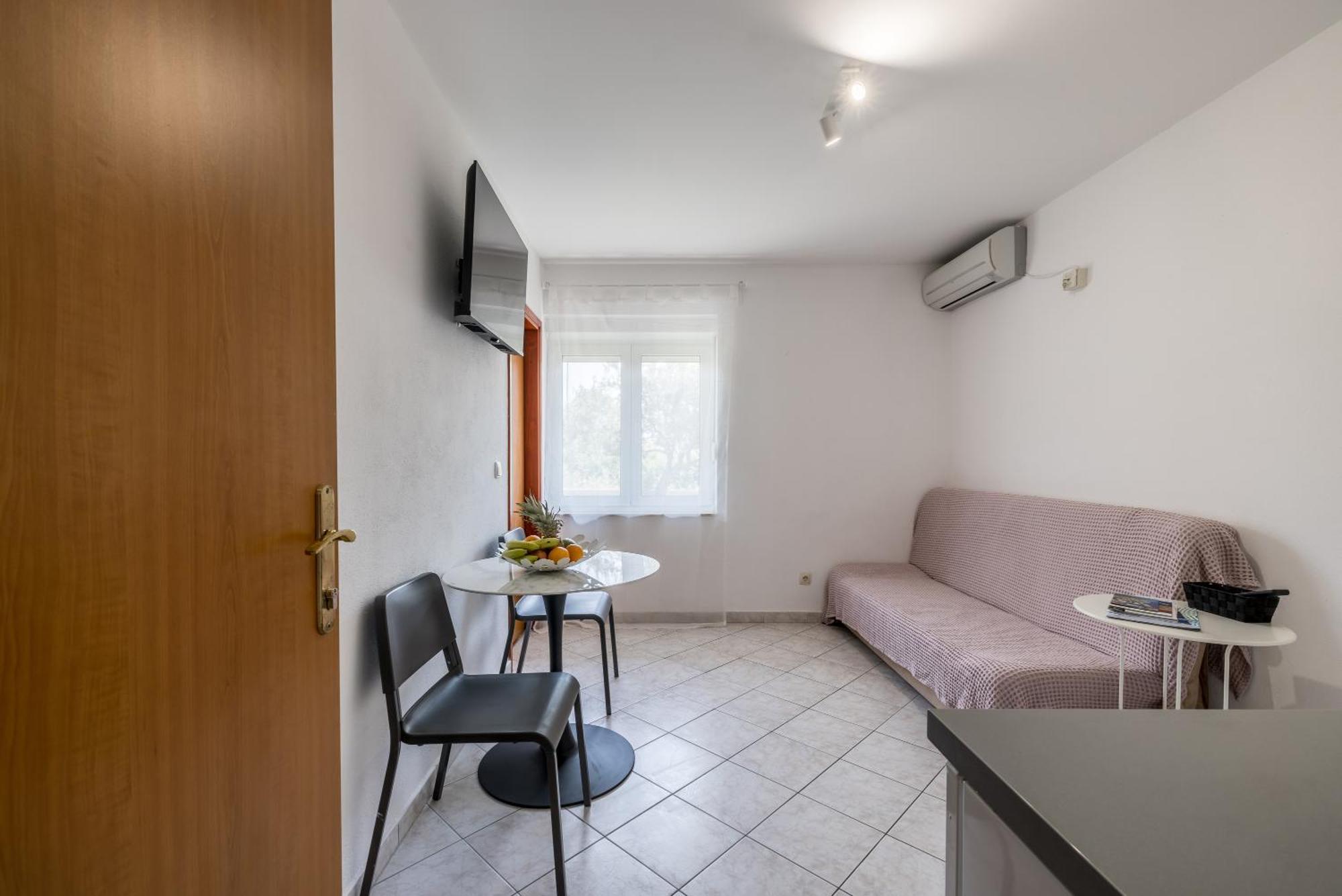 Mediterano Apartments Подстрана Экстерьер фото