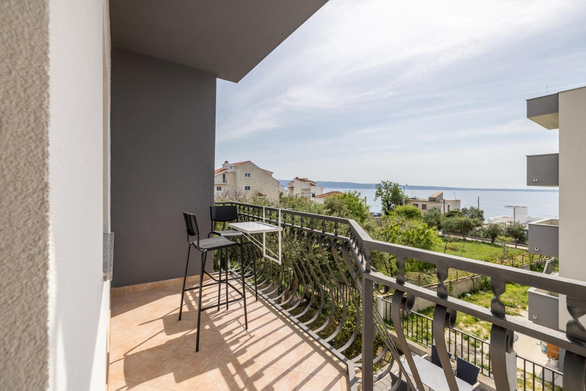 Mediterano Apartments Подстрана Экстерьер фото