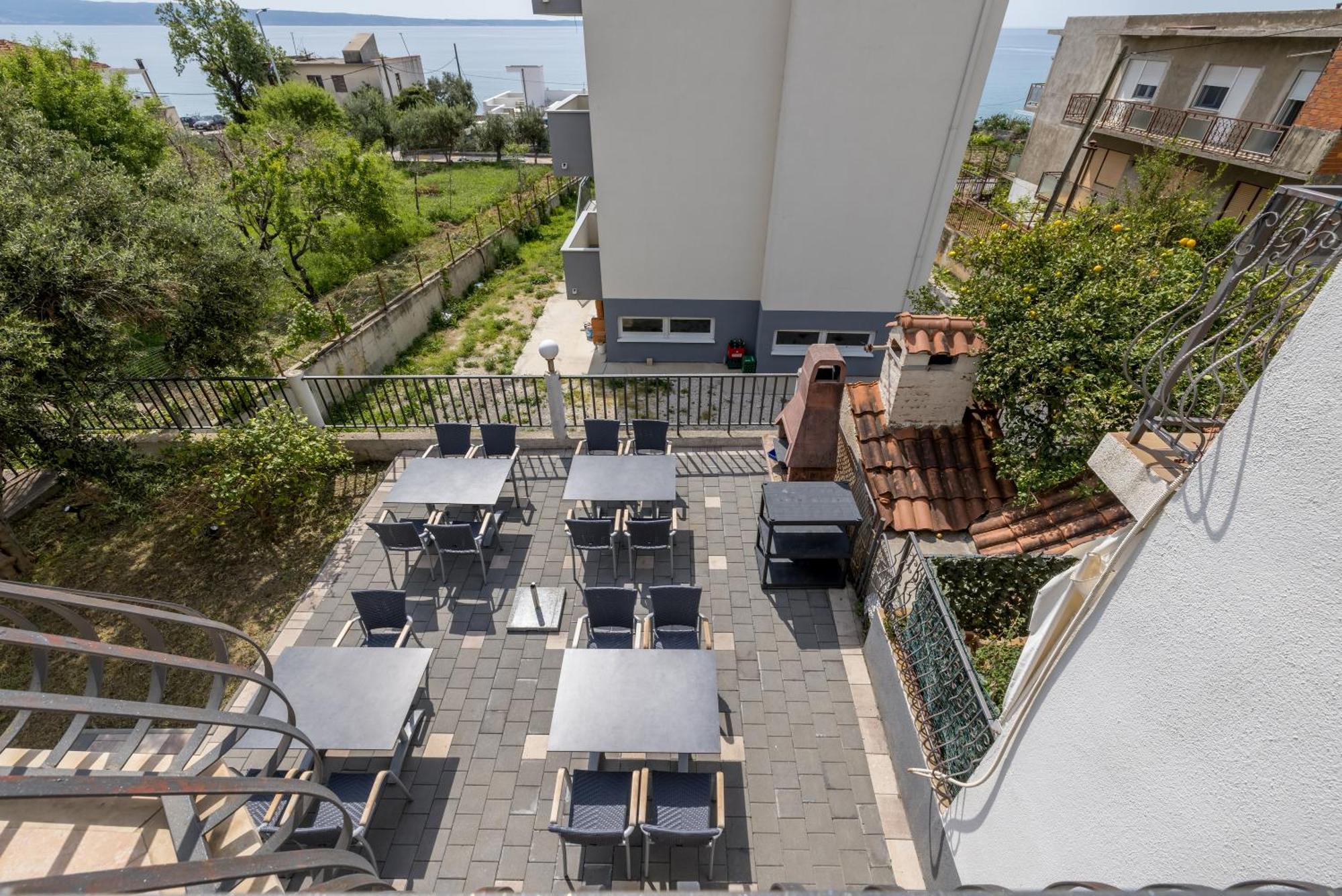 Mediterano Apartments Подстрана Экстерьер фото